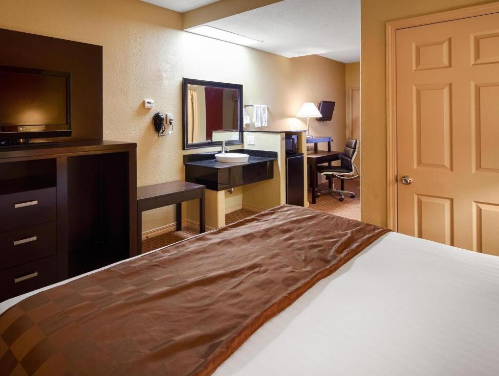 Americas Best Value Inn Монро Екстериор снимка