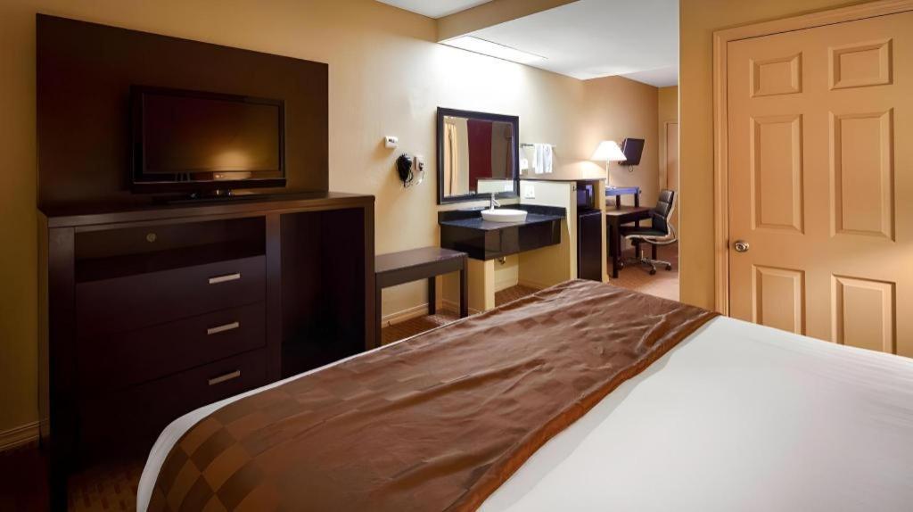 Americas Best Value Inn Монро Екстериор снимка