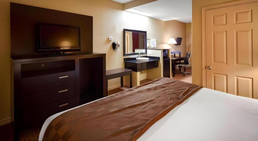 Americas Best Value Inn Монро Екстериор снимка