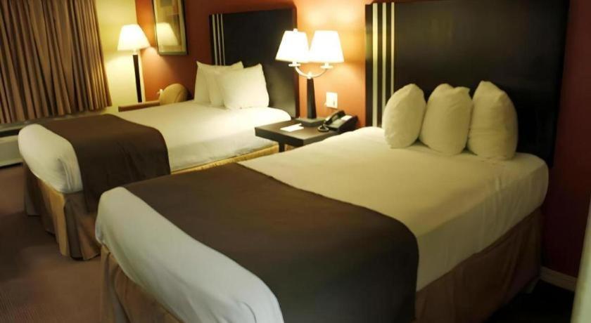 Americas Best Value Inn Монро Екстериор снимка