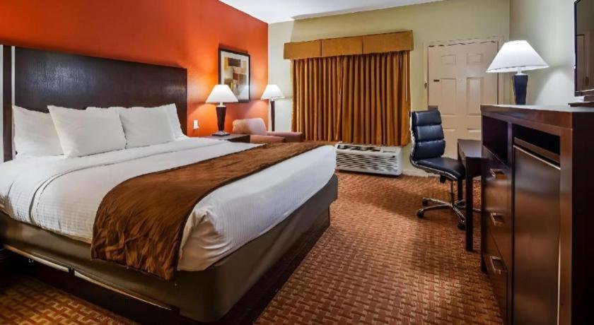 Americas Best Value Inn Монро Екстериор снимка